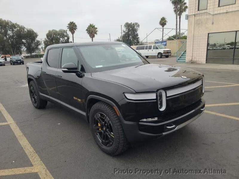 2022 Rivian R1T Adventure photo 2