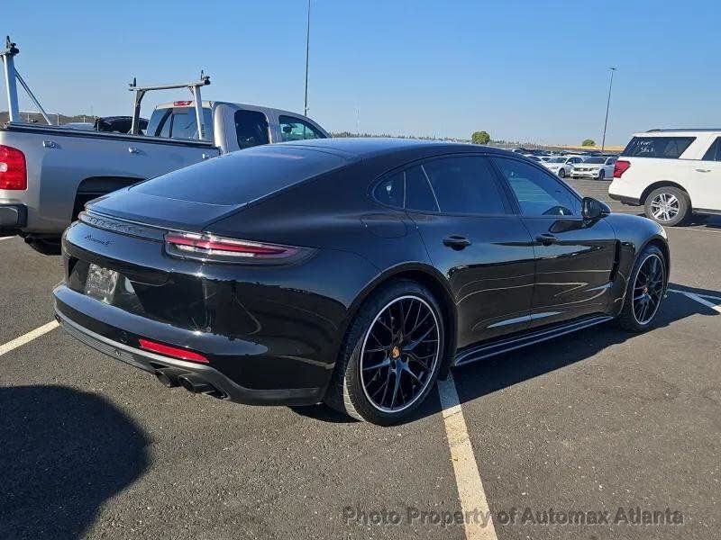 2018 Porsche Panamera 4S photo 10