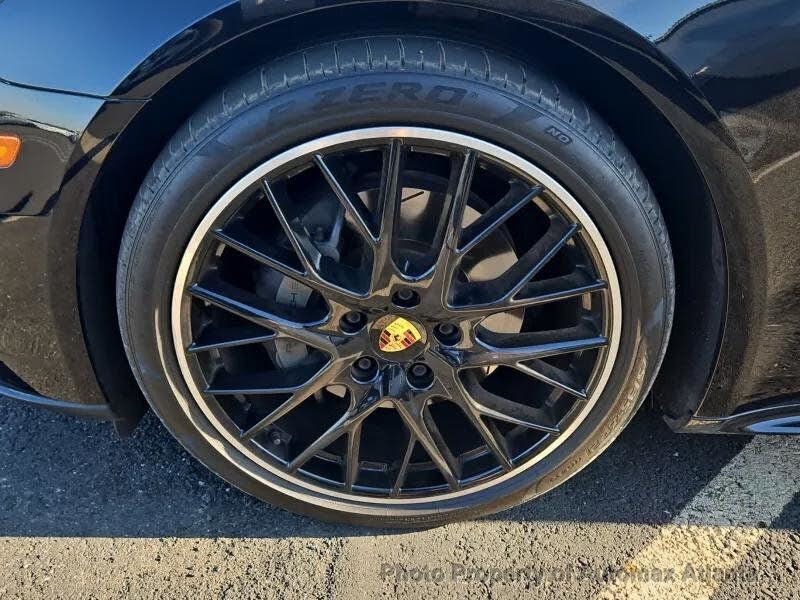 2018 Porsche Panamera 4S photo 11