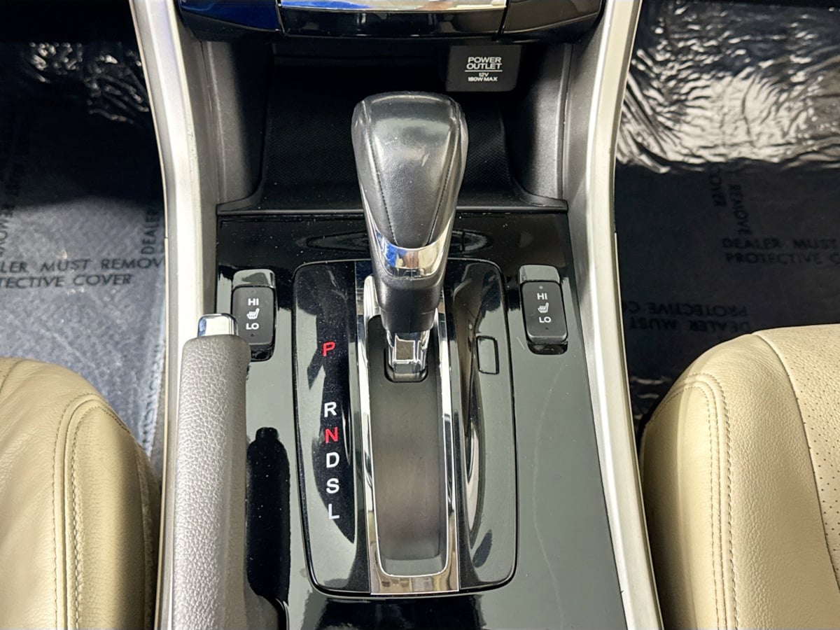 2016 Honda Accord EX-L photo 18