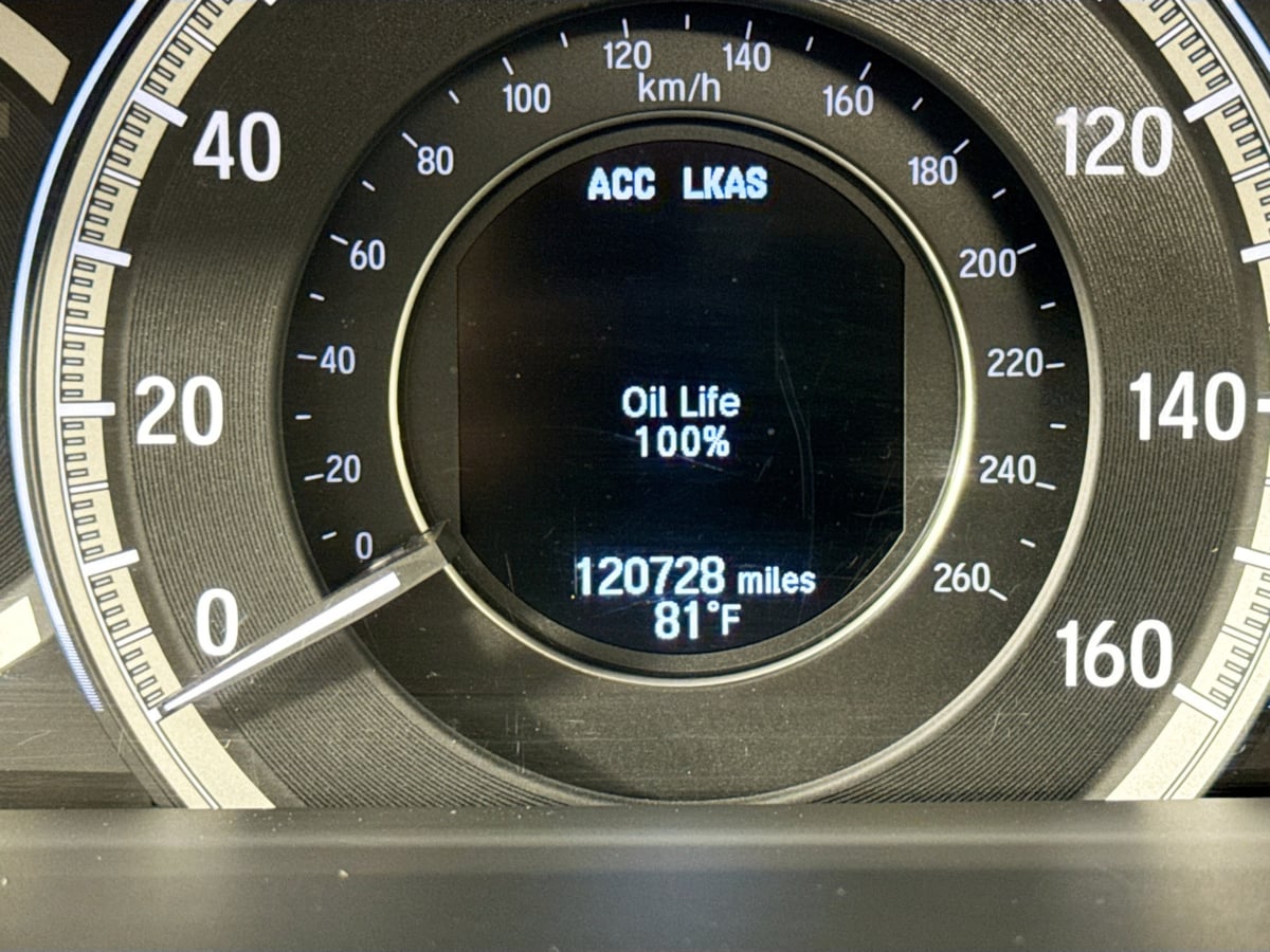 2016 Honda Accord EX-L photo 11