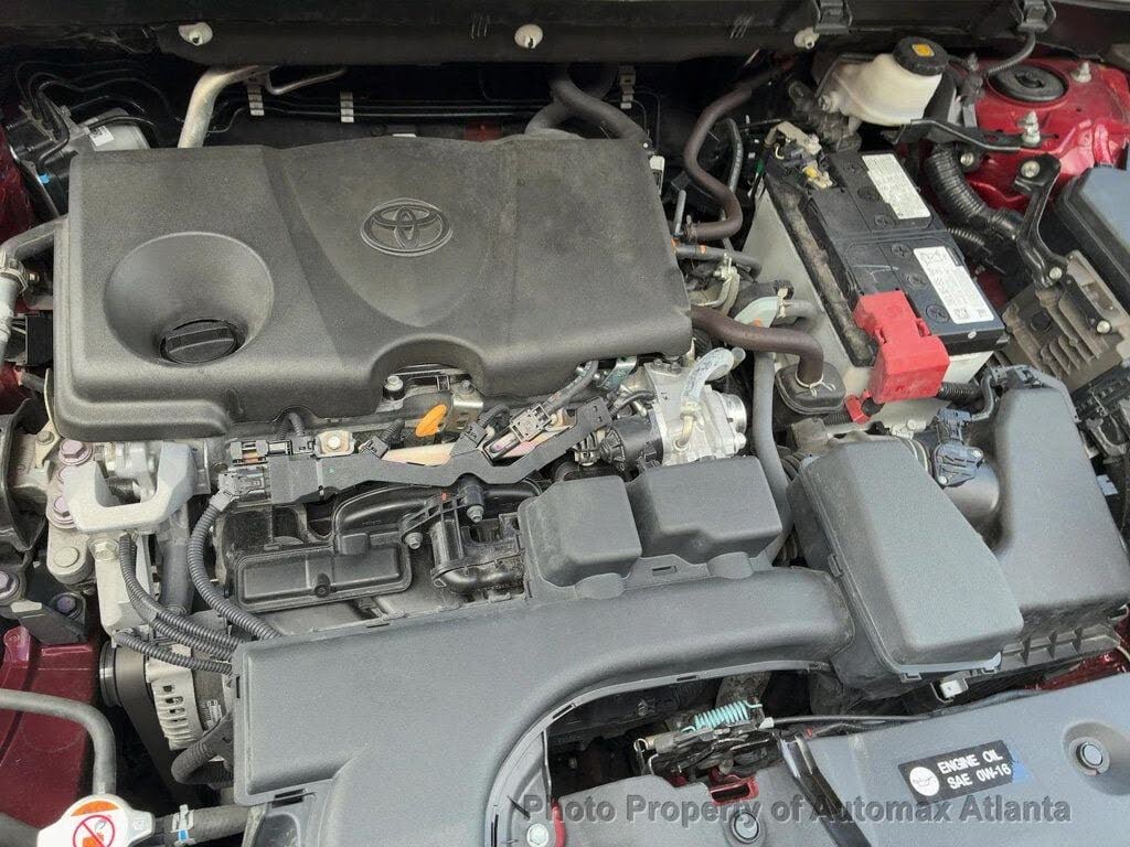 2023 Toyota RAV4 XLE photo 11