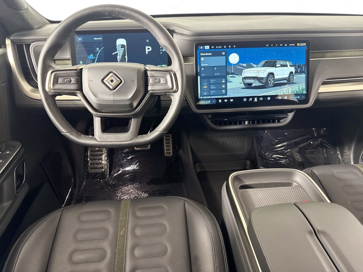 2024 Rivian R1S Adventure photo 21