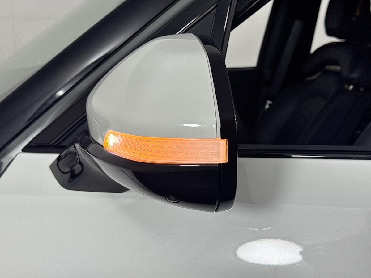 2024 Rivian R1S Adventure photo 15