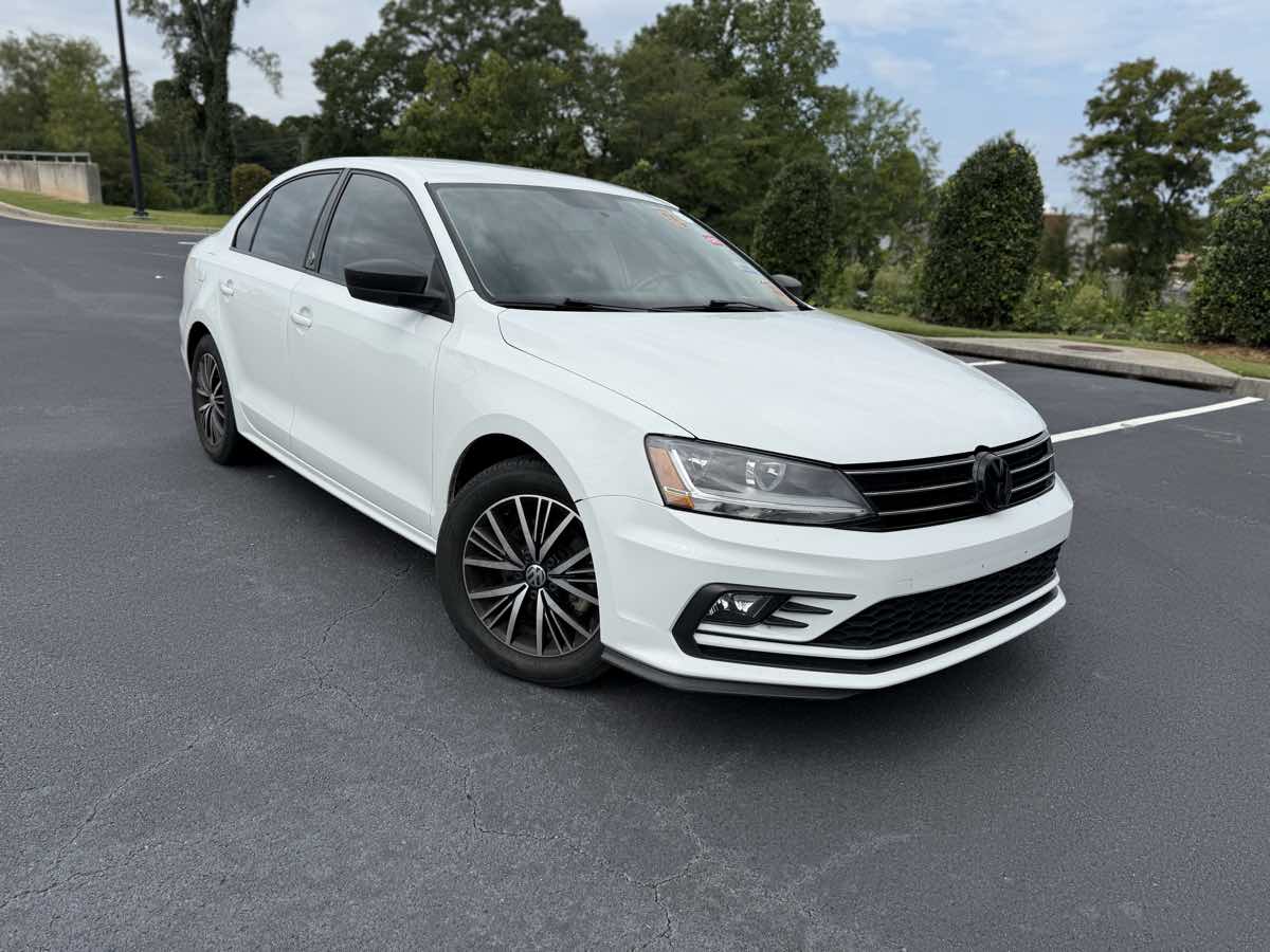 2018 Volkswagen Jetta 1.4T Wolfsburg Edition photo 4