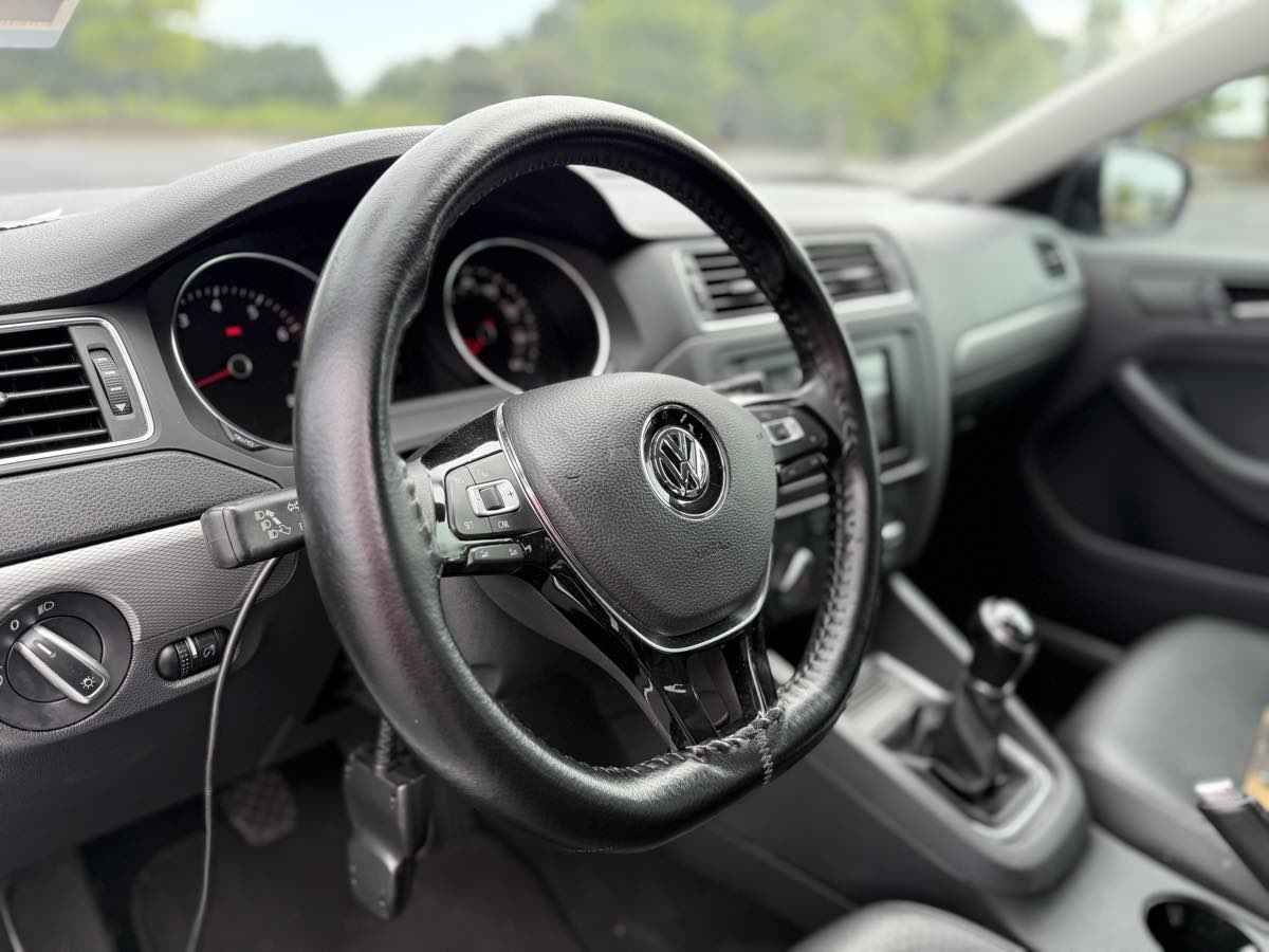 2018 Volkswagen Jetta 1.4T Wolfsburg Edition photo 7