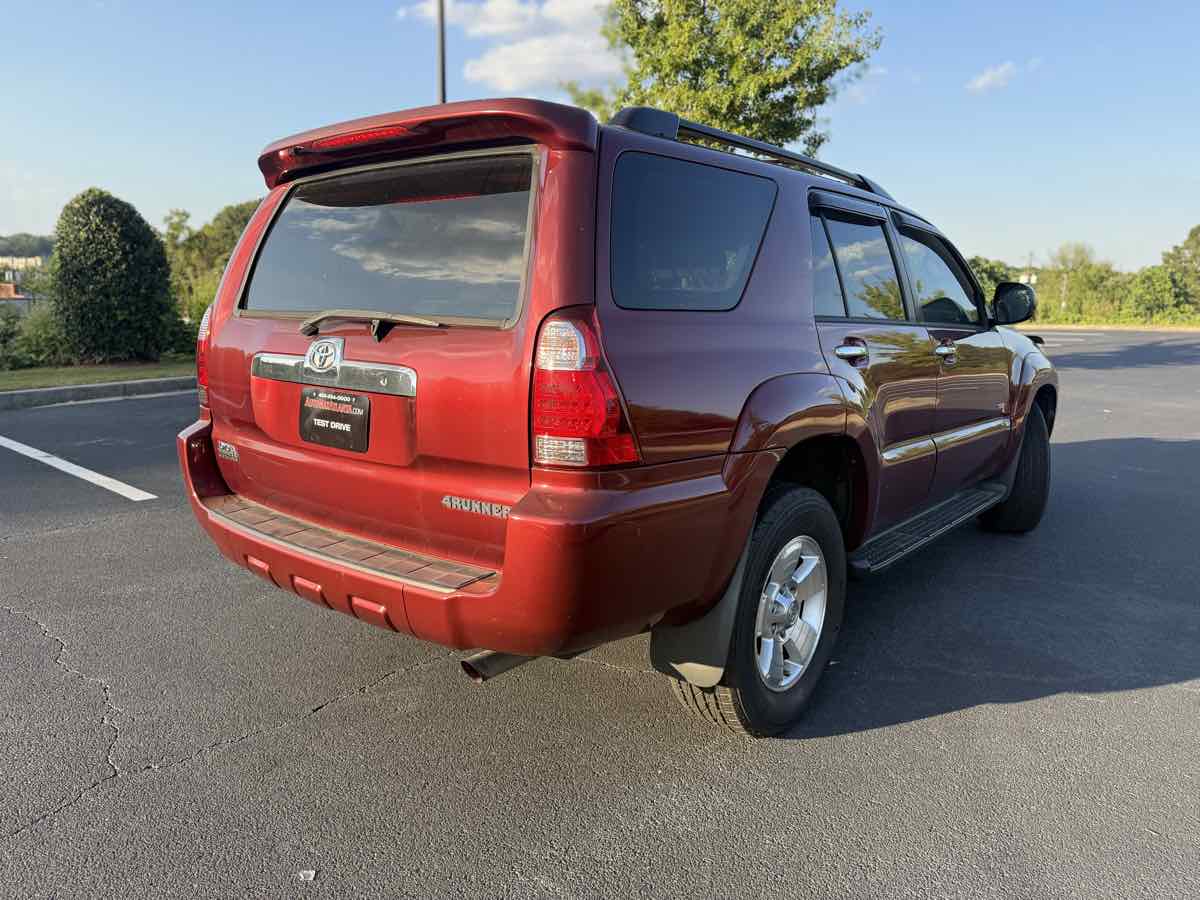 2006 Toyota 4Runner SR5 photo 3