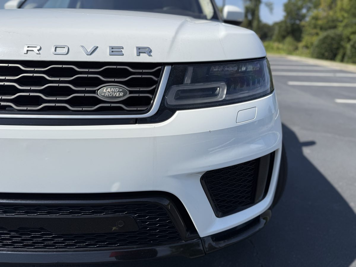 2019 Land Rover Range Rover Sport HSE photo 3