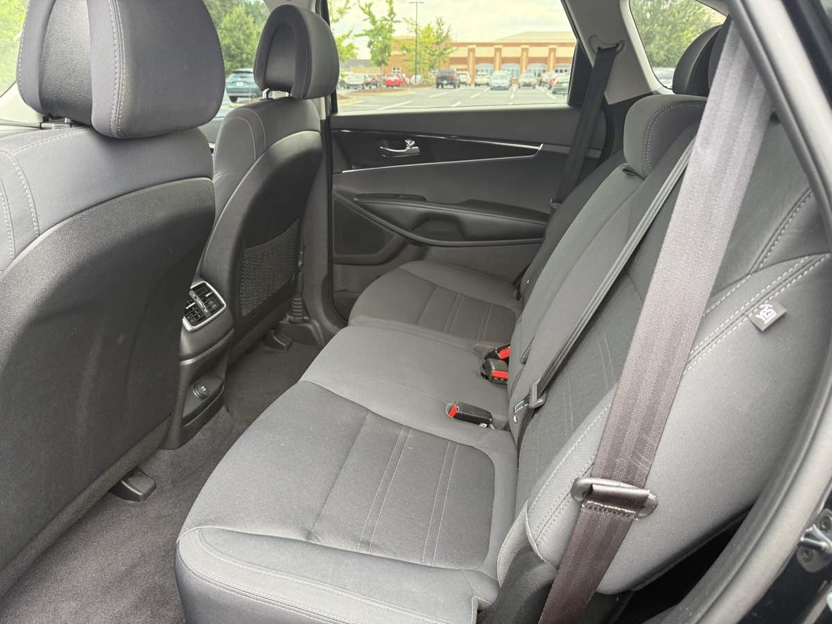 2016 Kia Sorento L photo 4