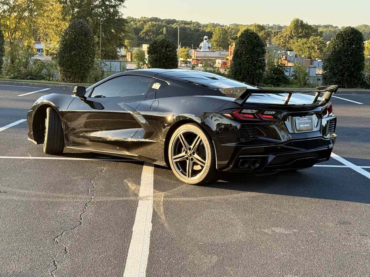 2024 Chevrolet Corvette 3LT photo 2