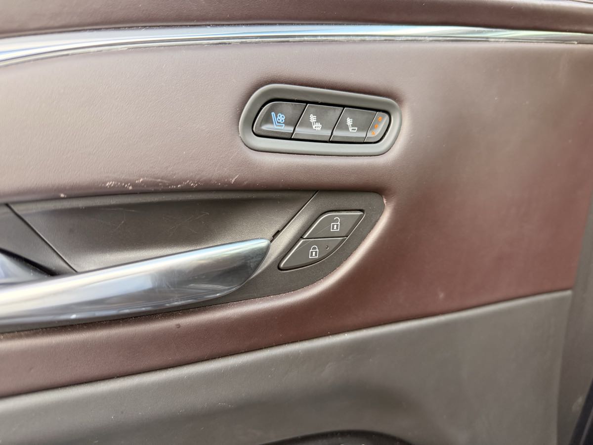 2021 Cadillac Escalade Sport Platinum photo 10