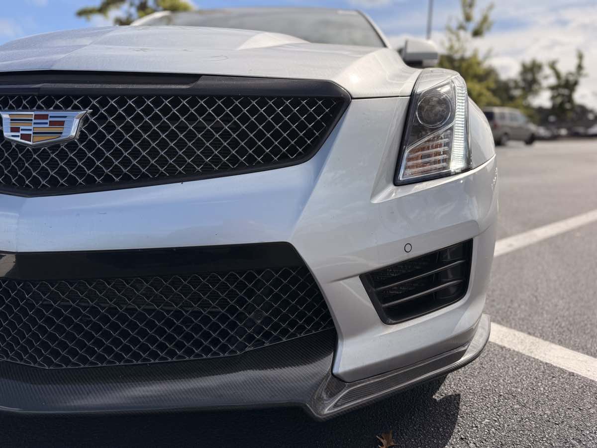 2017 Cadillac ATS V Luxury photo 3