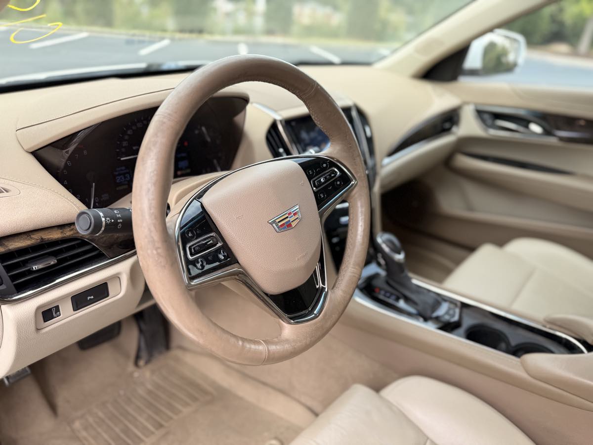 2015 Cadillac ATS Luxury photo 8