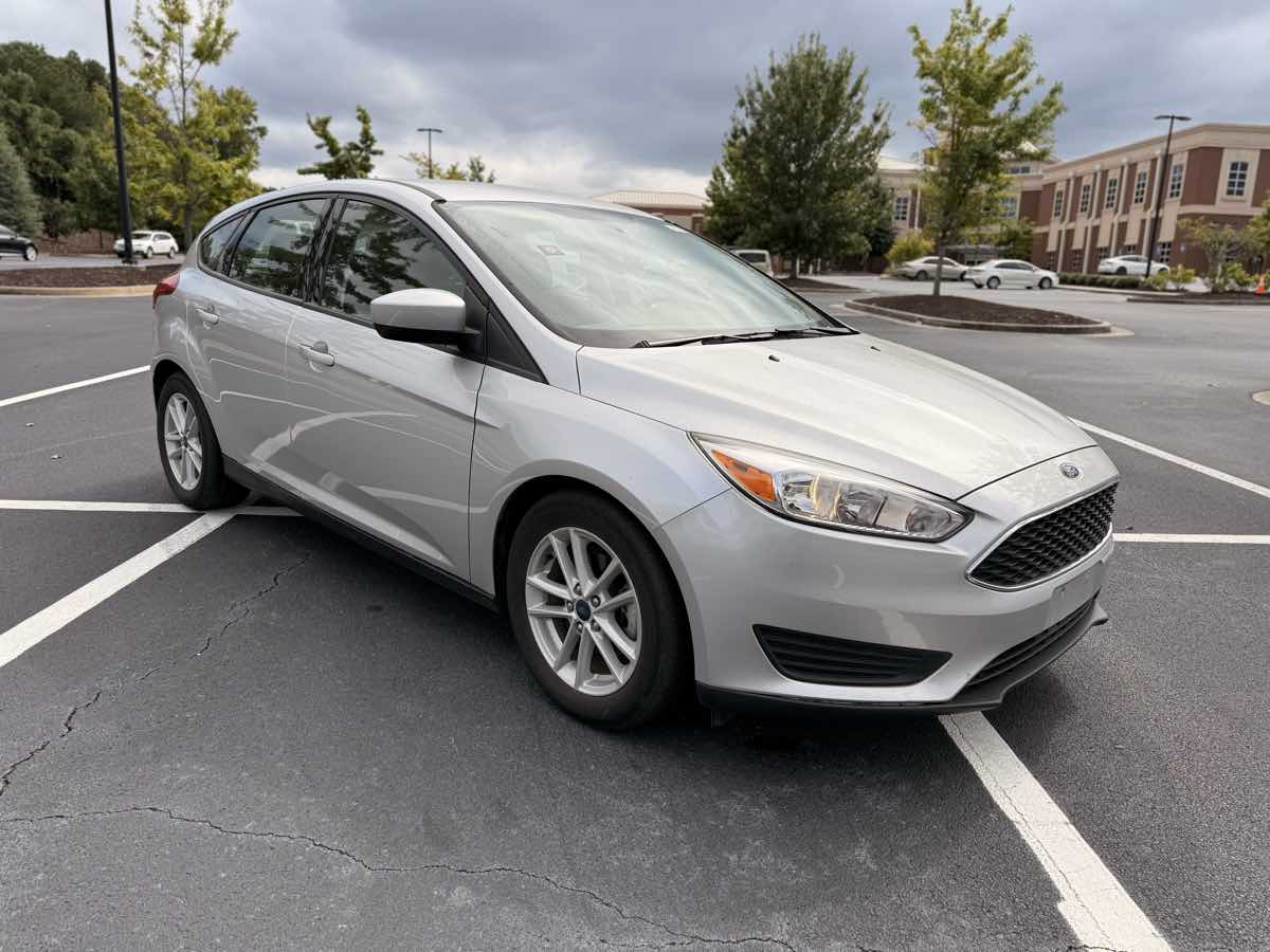 2018 Ford Focus SE photo 4