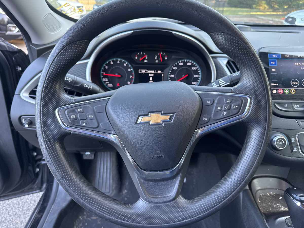 2020 Chevrolet Malibu LS photo 10