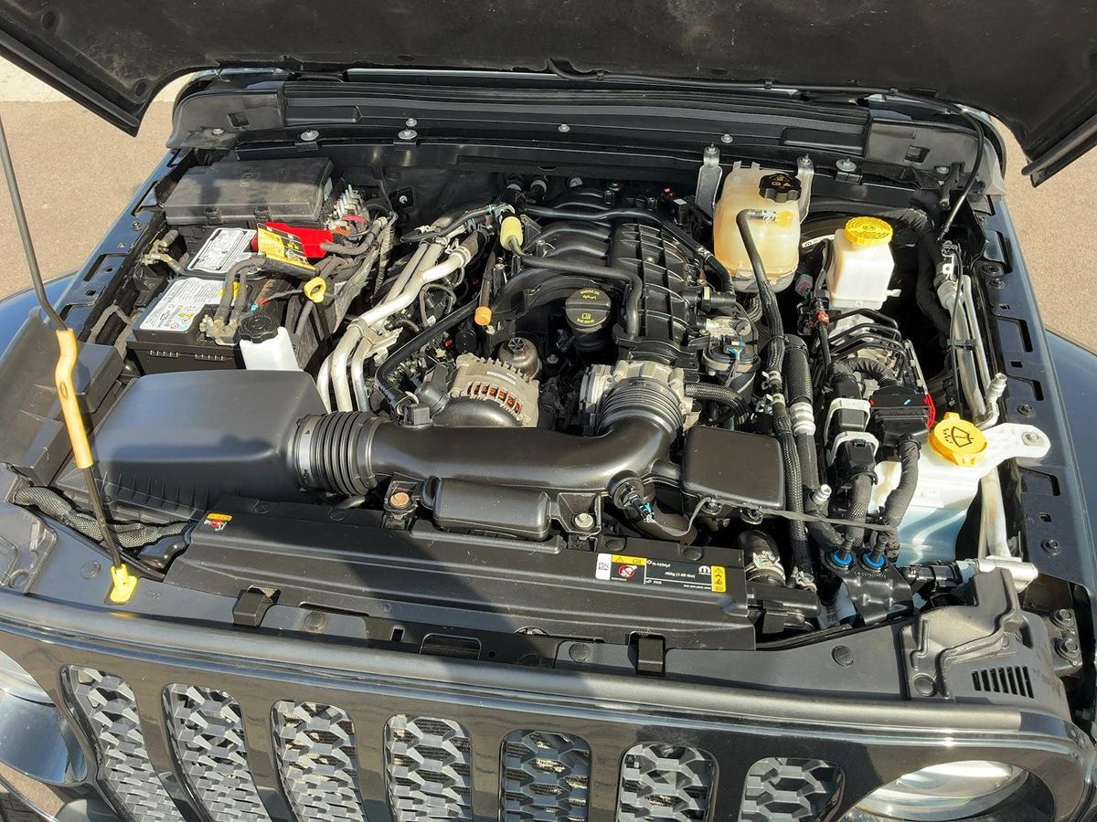 2022 Jeep Gladiator Willys photo 13
