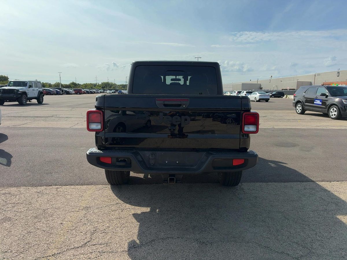 2022 Jeep Gladiator Willys photo 11
