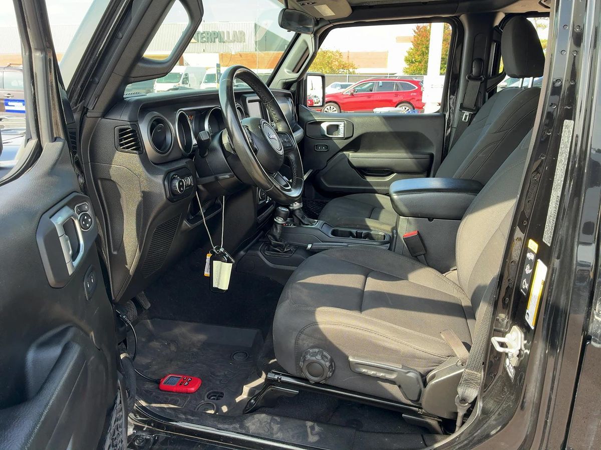 2022 Jeep Gladiator Willys photo 7