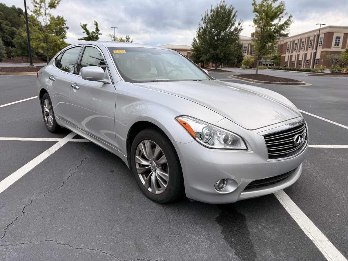 2013 Infiniti M37 Premium photo 4
