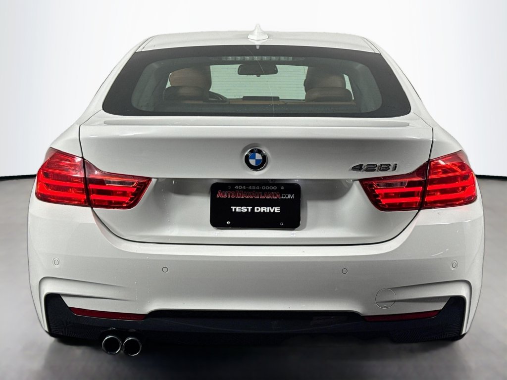 Photo 7 of this BMW 4 Series