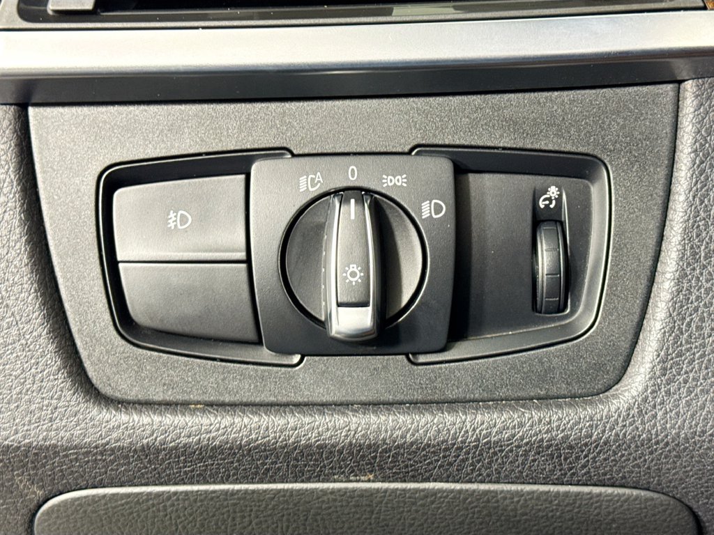 Photo 11 of this BMW 4 Series