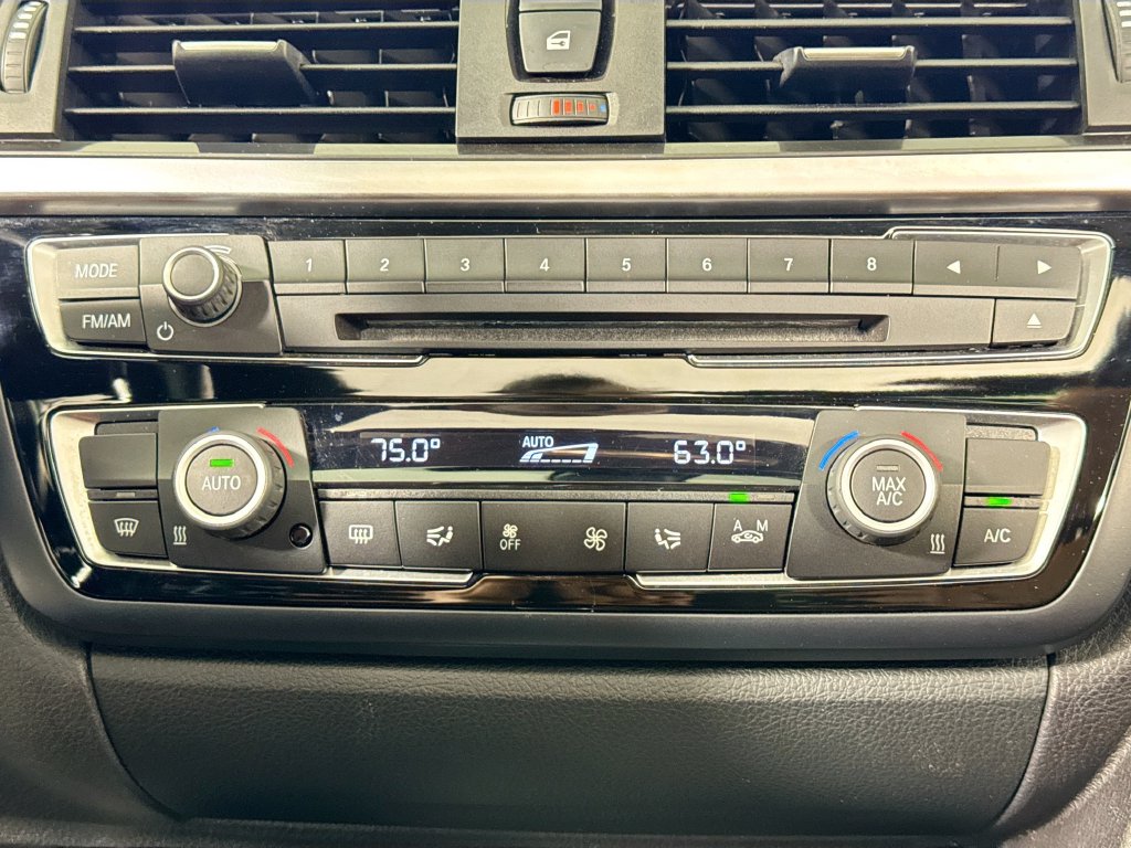 Photo 17 of this BMW 4 Series