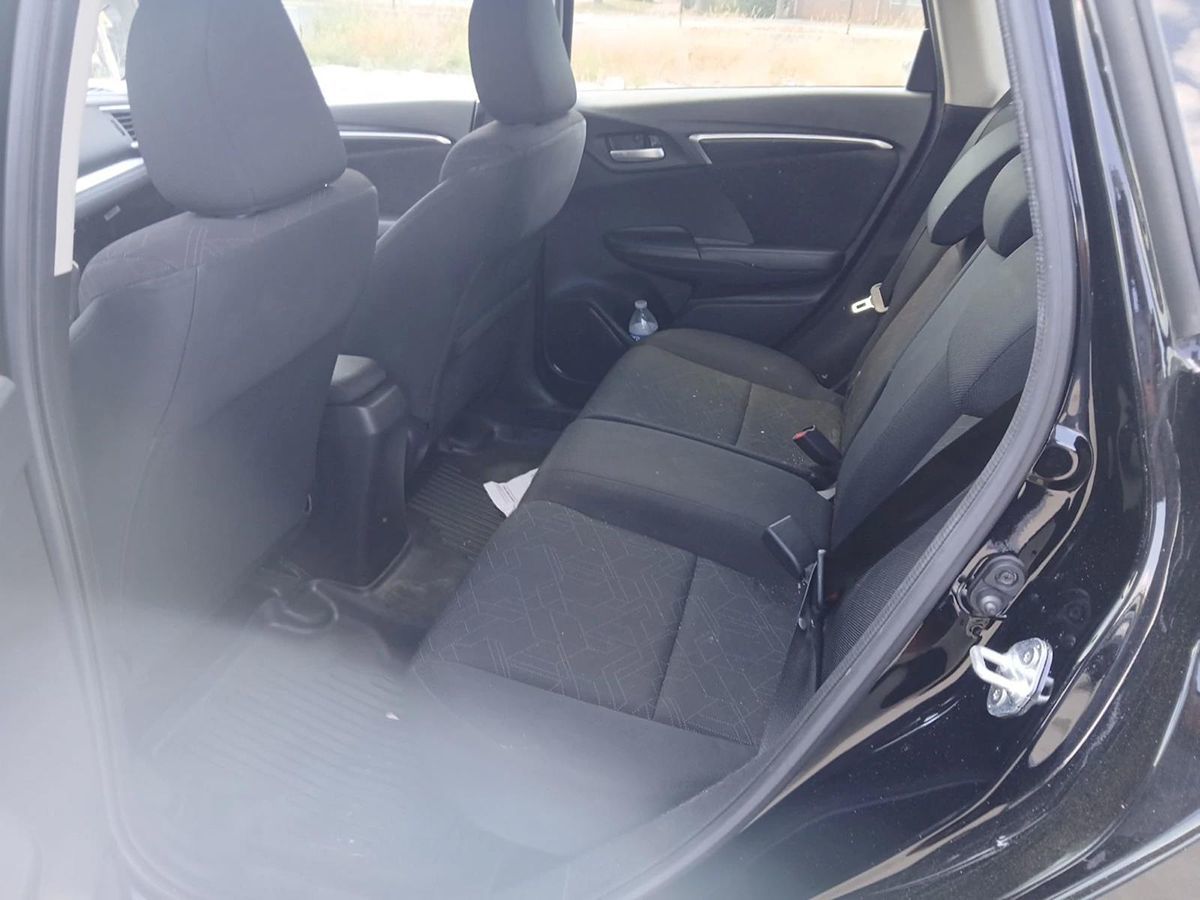 2016 Honda Fit EX photo 3