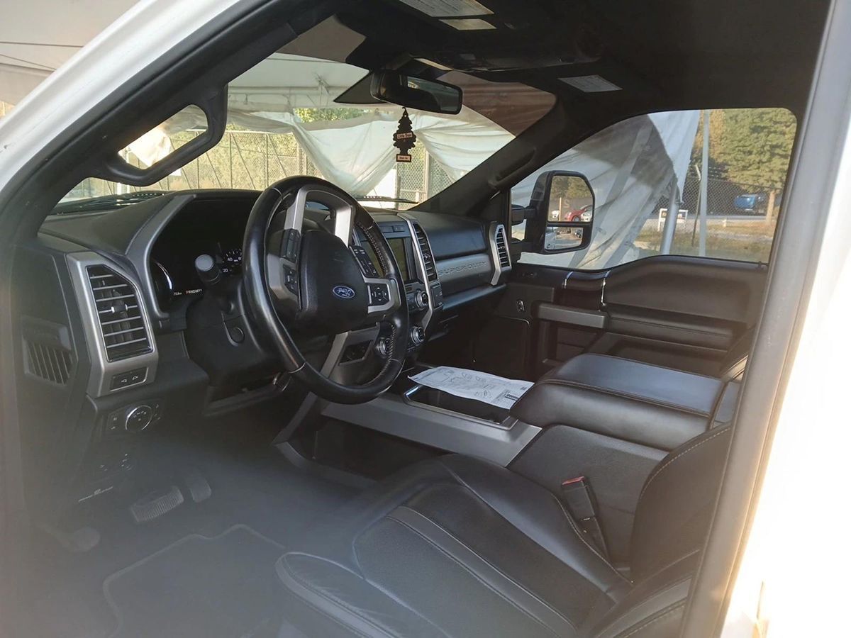 2019 Ford F-250 Platinum photo 4