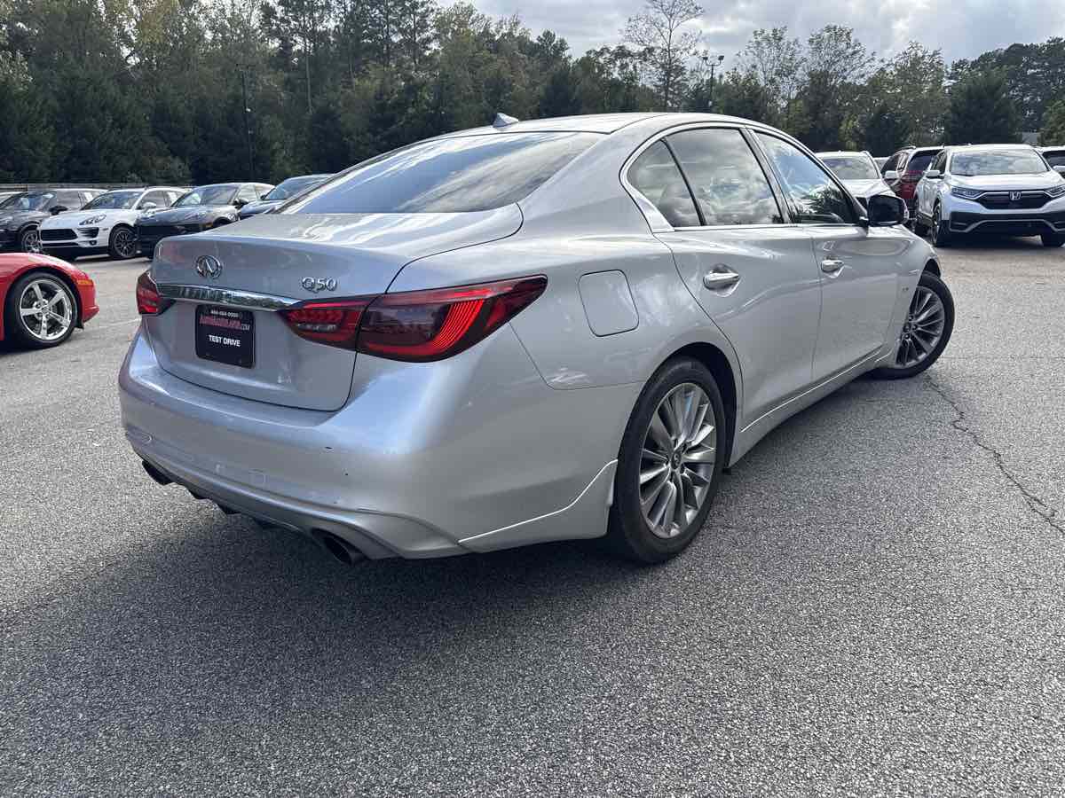 2019 Infiniti Q50 3.0t LUXE photo 3