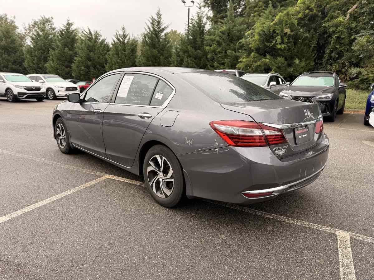 2017 Honda Accord LX photo 2
