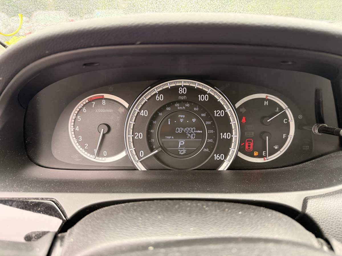 2017 Honda Accord LX photo 15