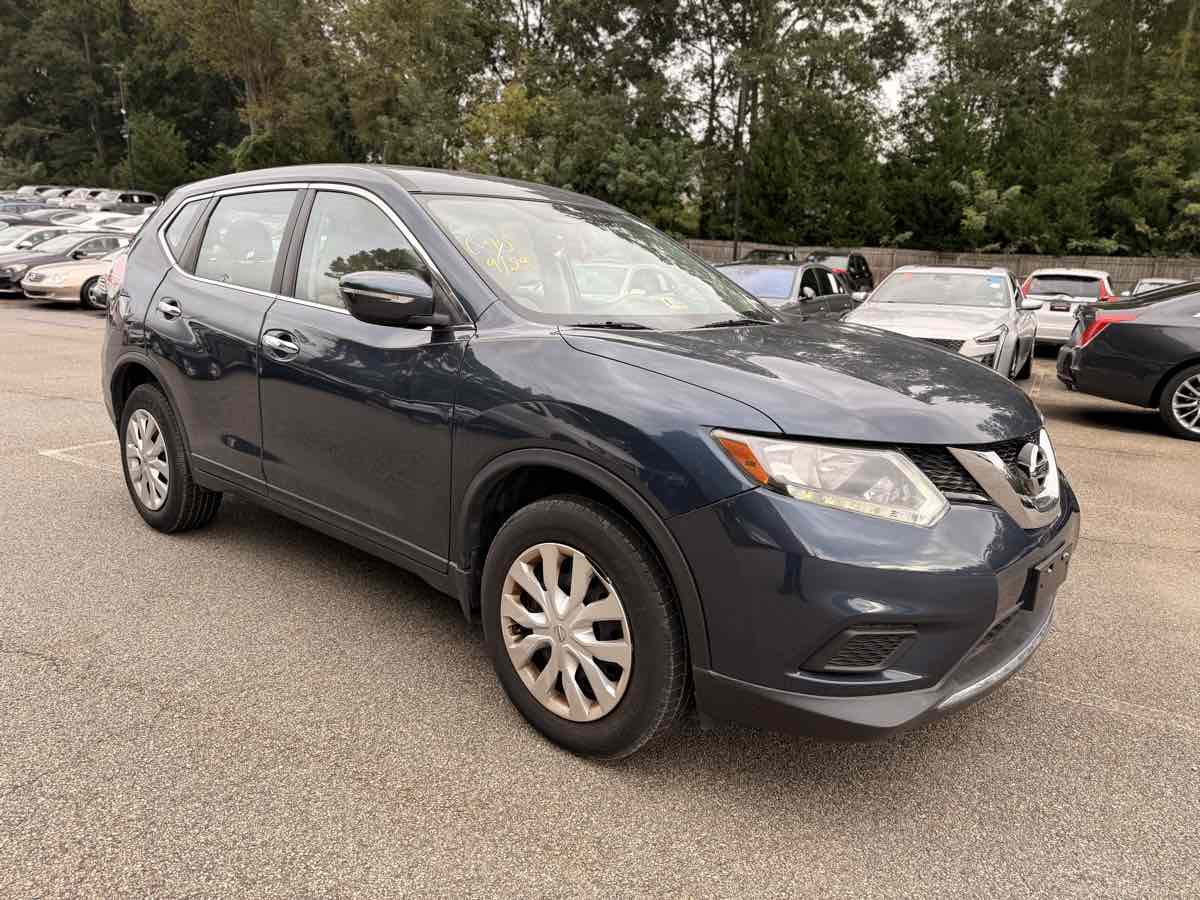 2015 Nissan Rogue S photo 4