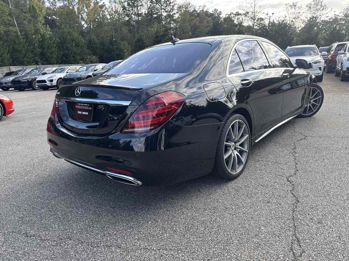 2019 Mercedes Benz S 560 photo 3