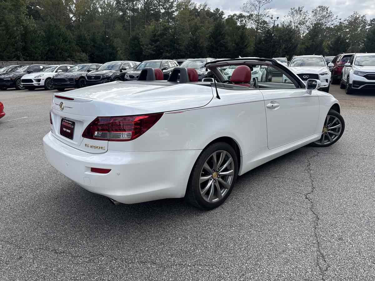 2013 Lexus IS 250C photo 3
