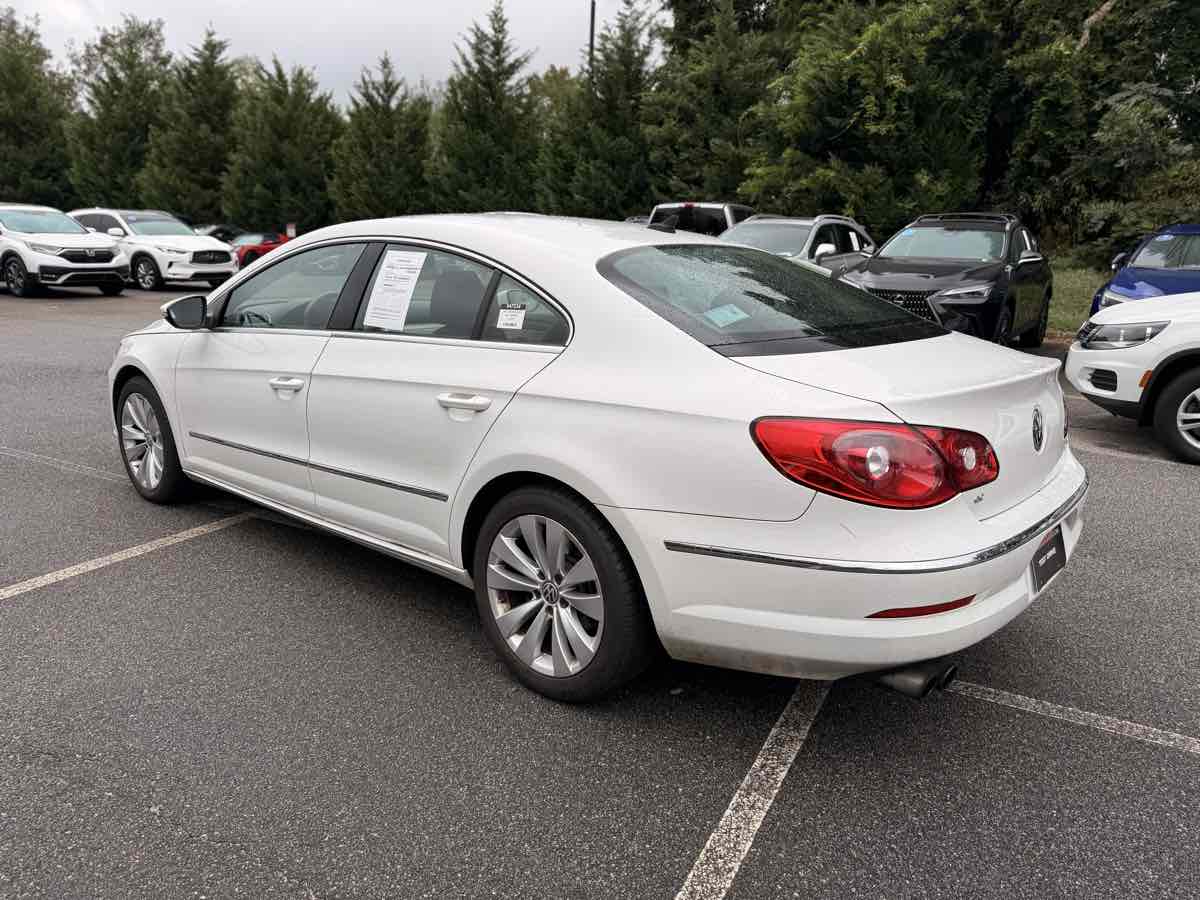 2012 Volkswagen CC Sport photo 2
