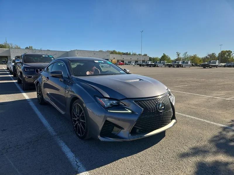 2015 Lexus RC F photo 3