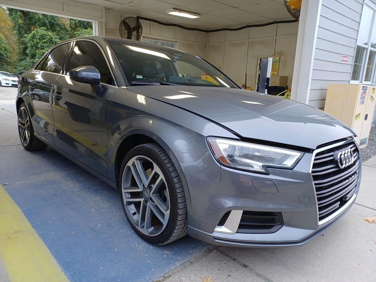 2019 Audi A3 Premium 40 TFSI photo 2