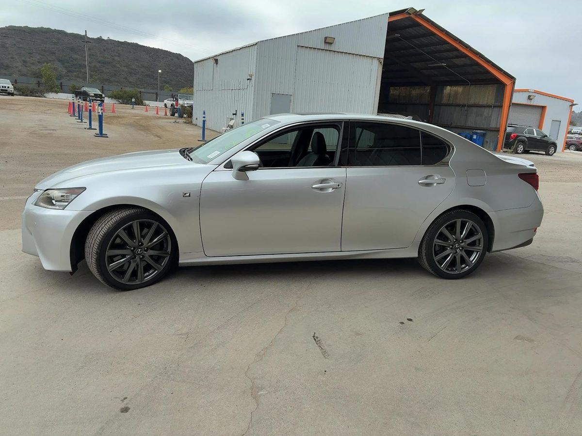2013 Lexus GS 350 F SPORT photo 3