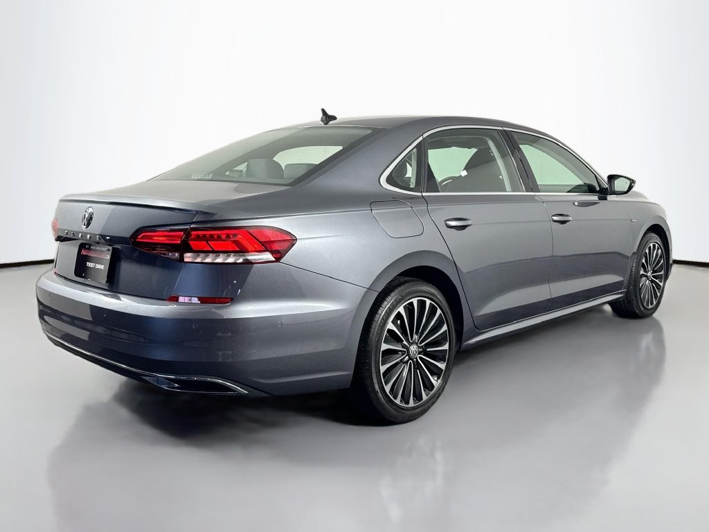 Volkswagen Passat photo 8