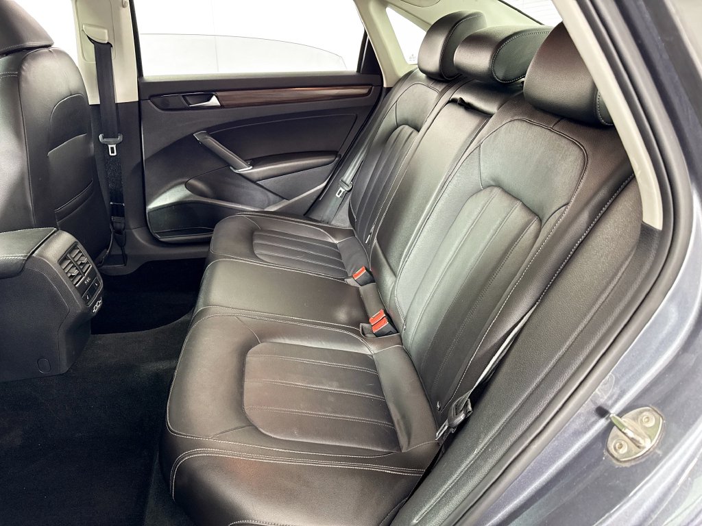 Volkswagen Passat photo 34