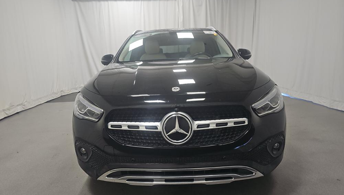 2023 Mercedes Benz GLA 250 photo 2