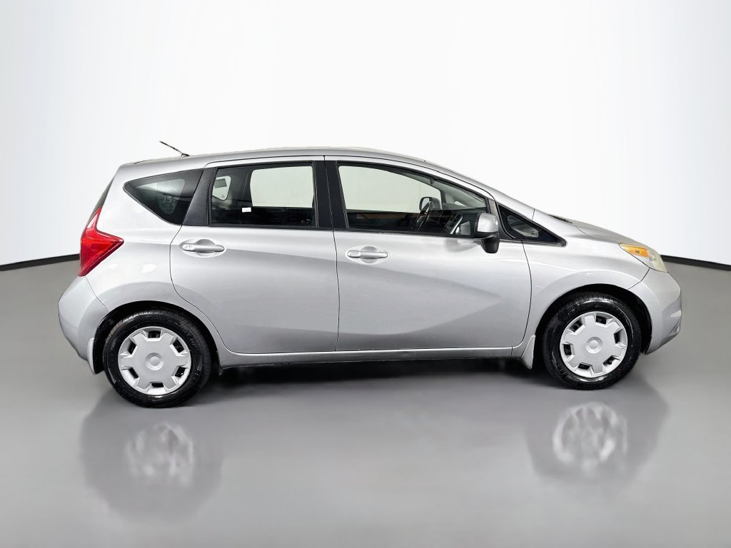 Nissan Versa Note photo 5