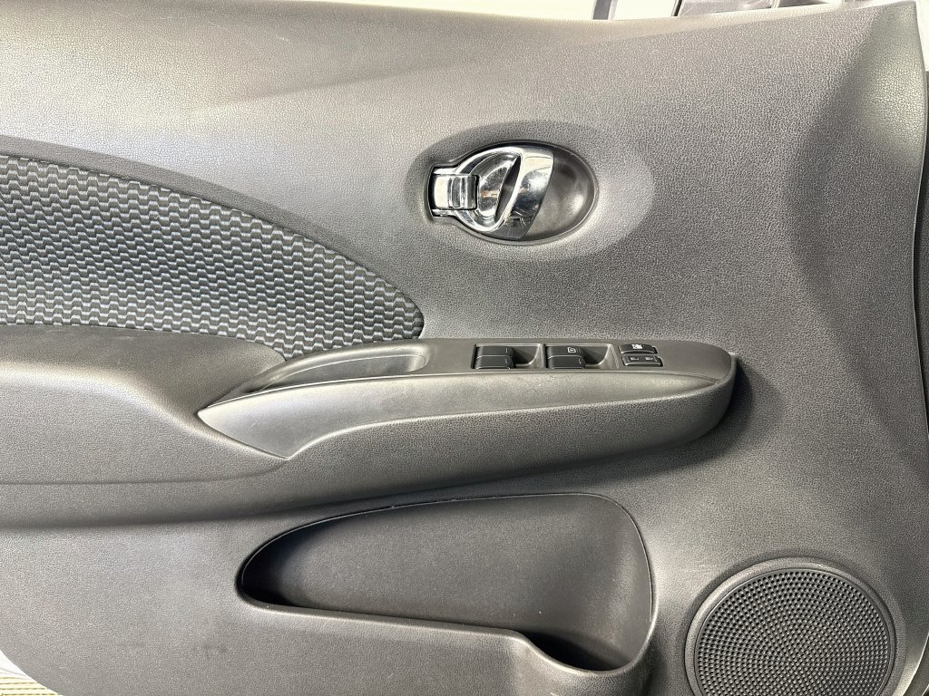 Nissan Versa Note photo 19