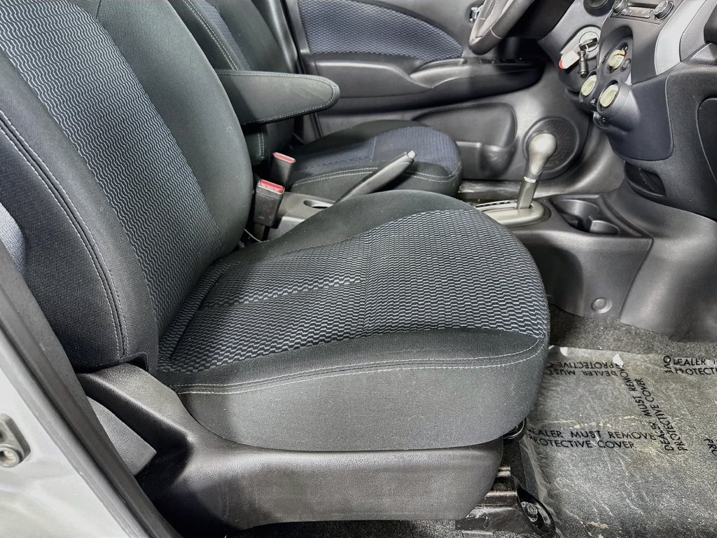 Nissan Versa Note photo 30