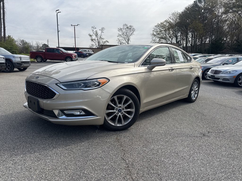Ford Fusion photo 2