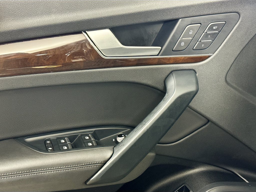 Audi Q5 photo 25