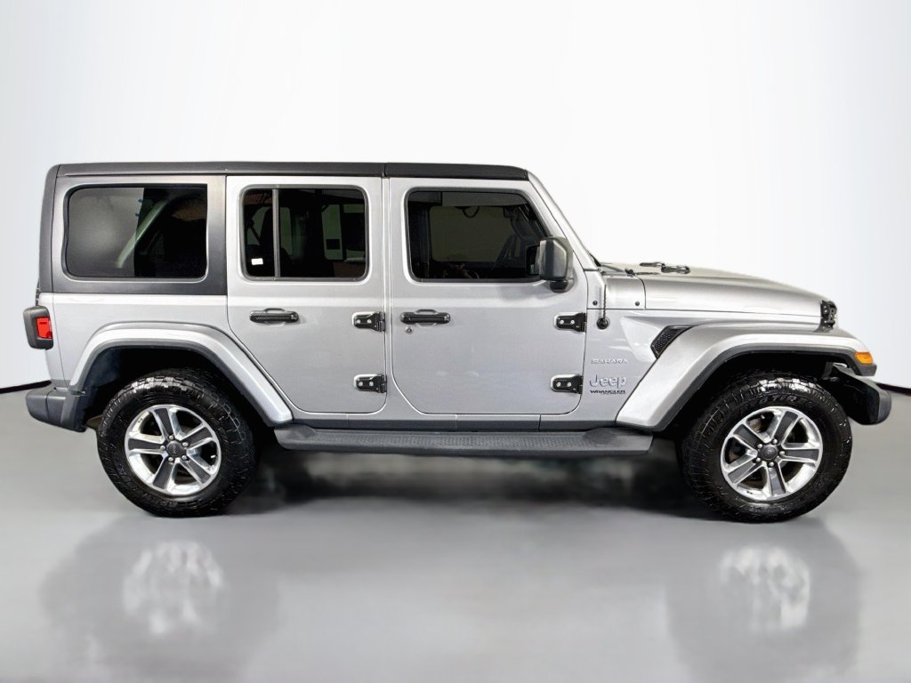Photo 4 of this Jeep Wrangler