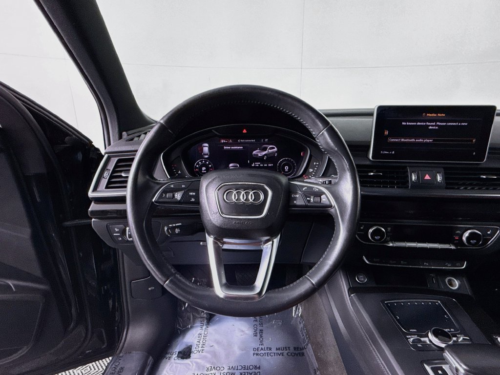 Photo 11 of this Audi Q5