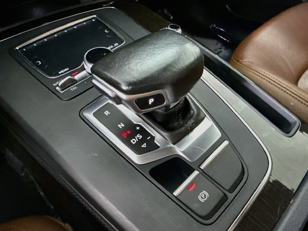 Photo 19 of this Audi Q5