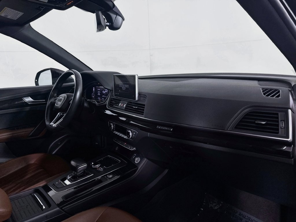 Photo 38 of this Audi Q5